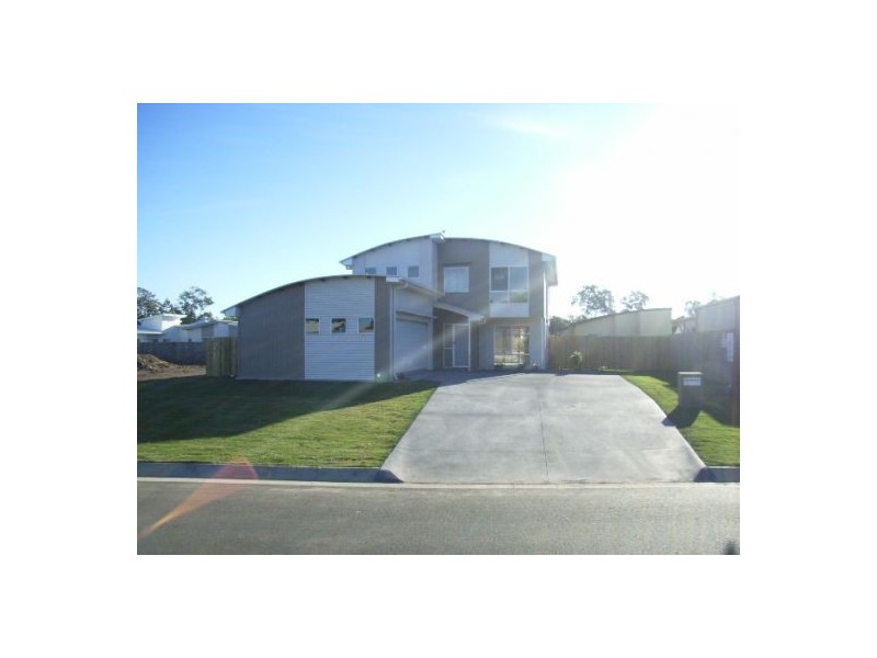 7 Oyster Court, Toogoom QLD 4655