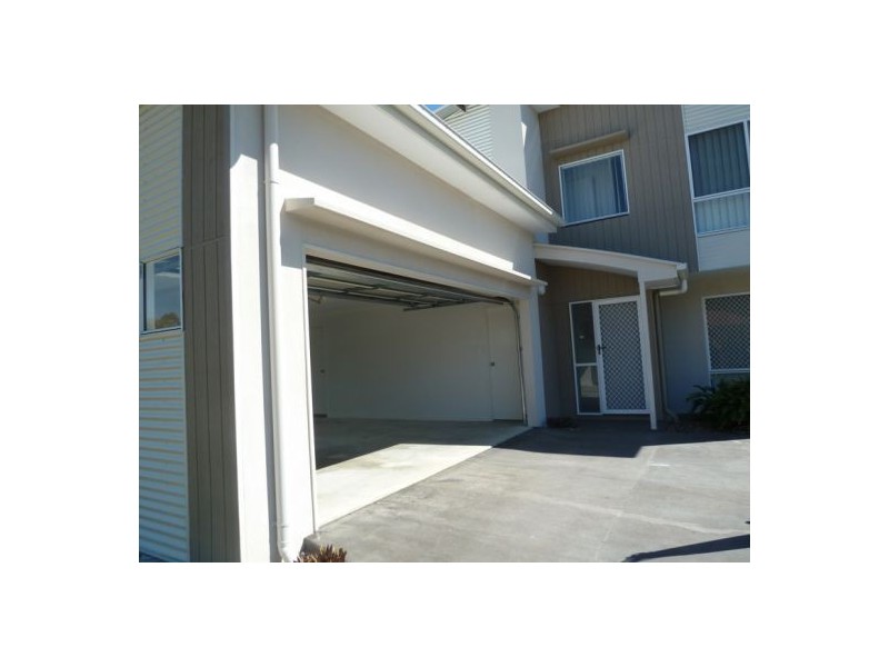 7 Oyster Court, Toogoom QLD 4655