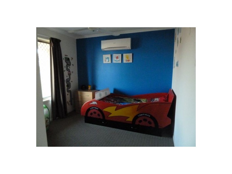 7 Mia Court, Nikenbah QLD 4655