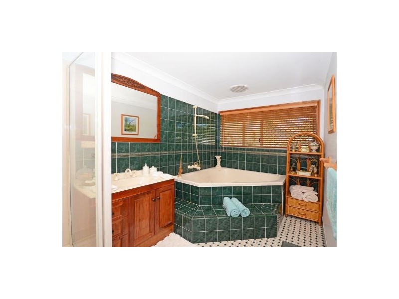 62-64 Madsen Road, Urraween QLD 4655