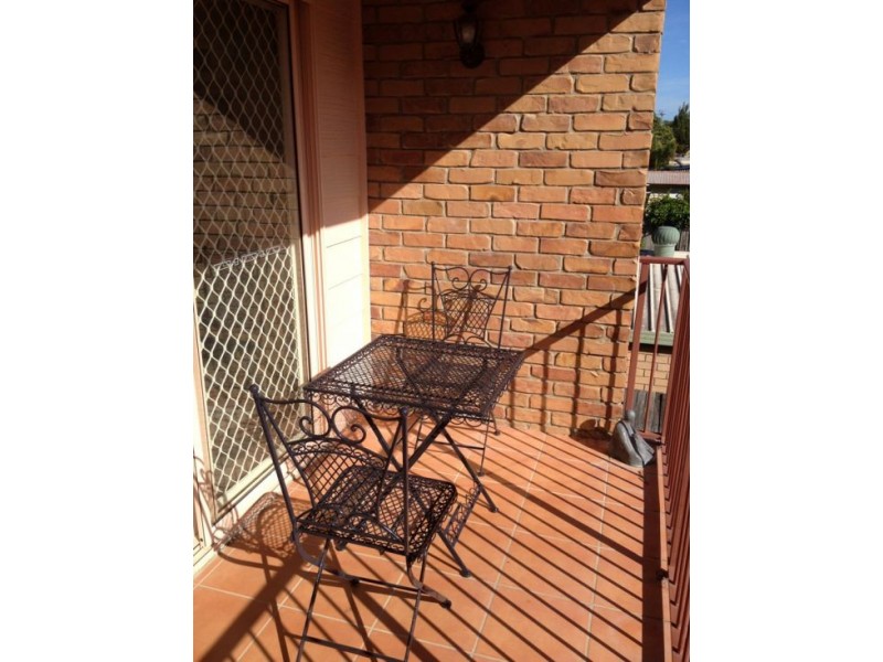 3/119 Freshwater Street, Torquay QLD 4655