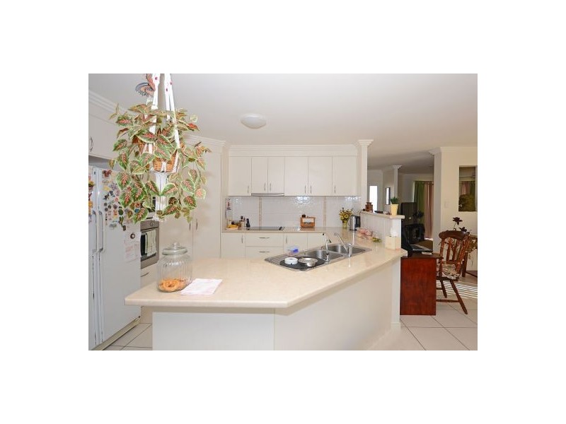 72 Pembridge Circuit, Urraween QLD 4655