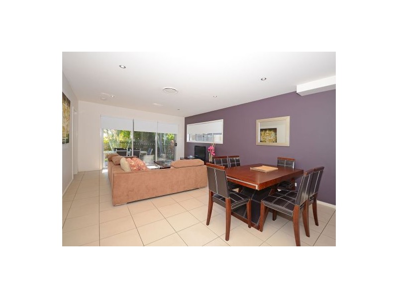 30/136 Pulgul Street, Urangan QLD 4655