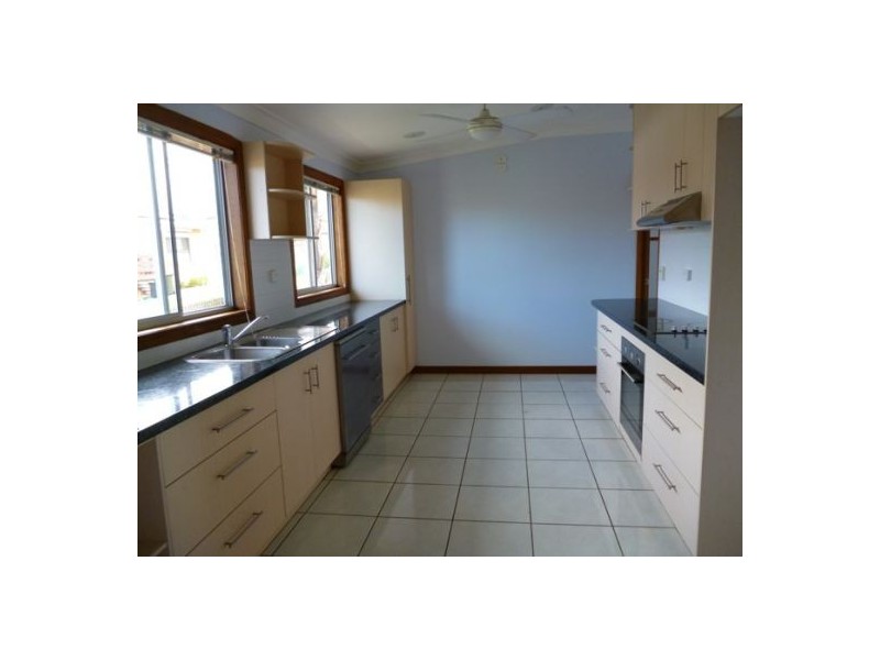 43 Hillcrest Avenue, Scarness QLD 4655