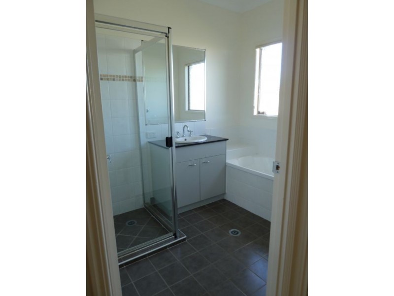 10 Memorial  Street, Toogoom QLD 4655