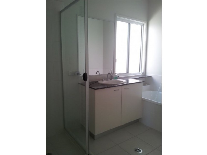 1/10 Beachside Court, Toogoom QLD 4655