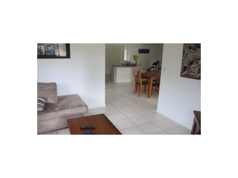 40 Valfern Court, Dundowran QLD 4655