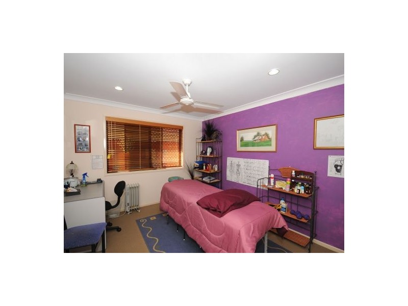 14 Earl St Vincent., Eli Waters QLD 4655