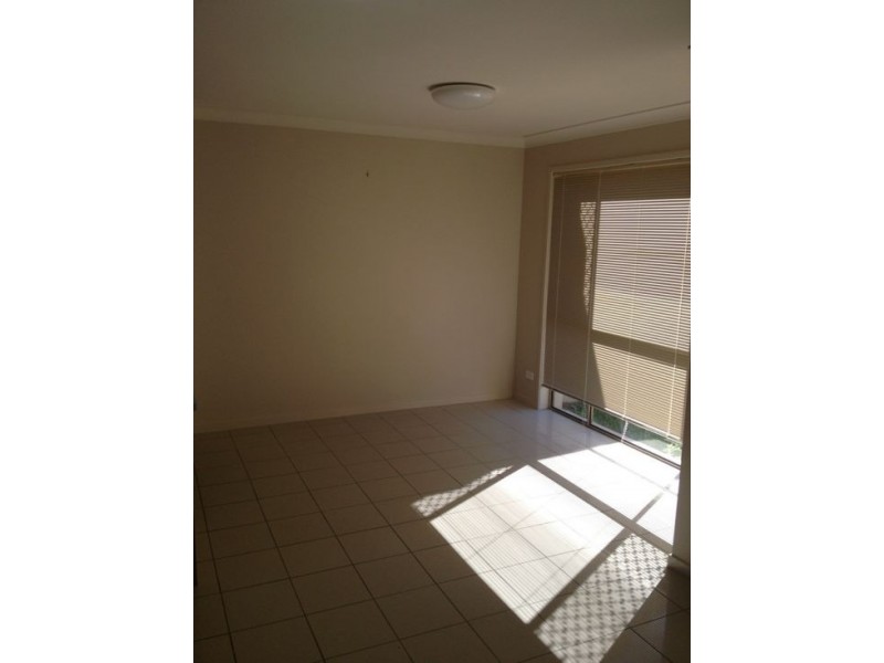7/1 Ibis Blvd, Eli Waters QLD 4655