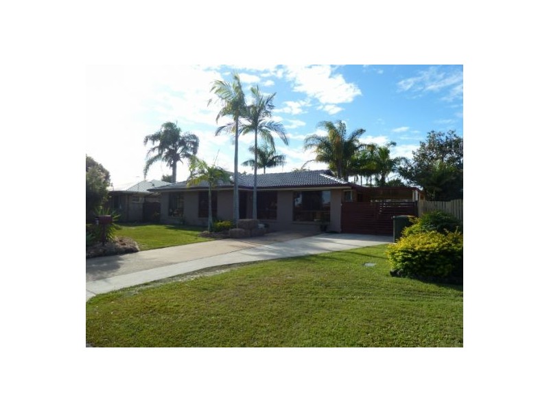 34 Sunset Crescent, Torquay QLD 4655