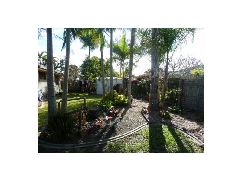 34 Sunset Crescent, Torquay QLD 4655