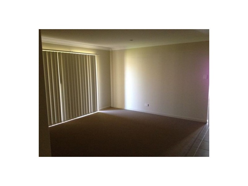 6 Parklink Ave East, Wondunna QLD 4655