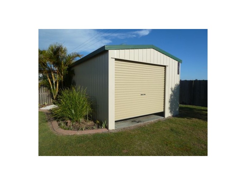 12 Burnett Court, Eli Waters QLD 4655