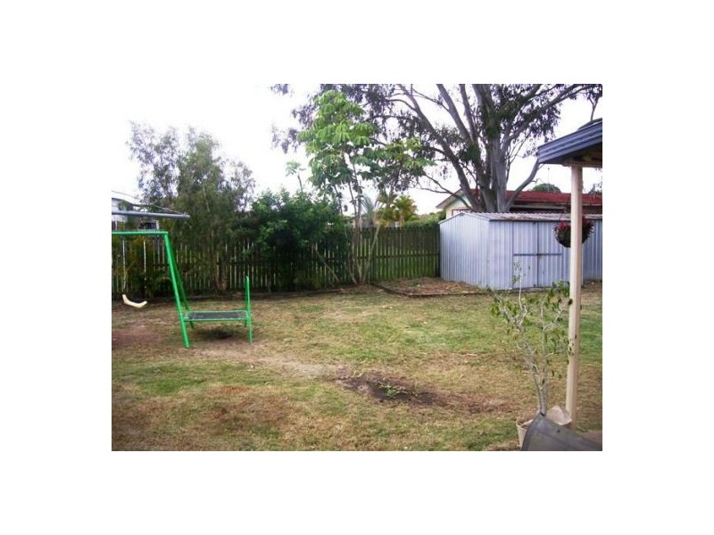 27 Mayfair Street, Point Vernon QLD 4655