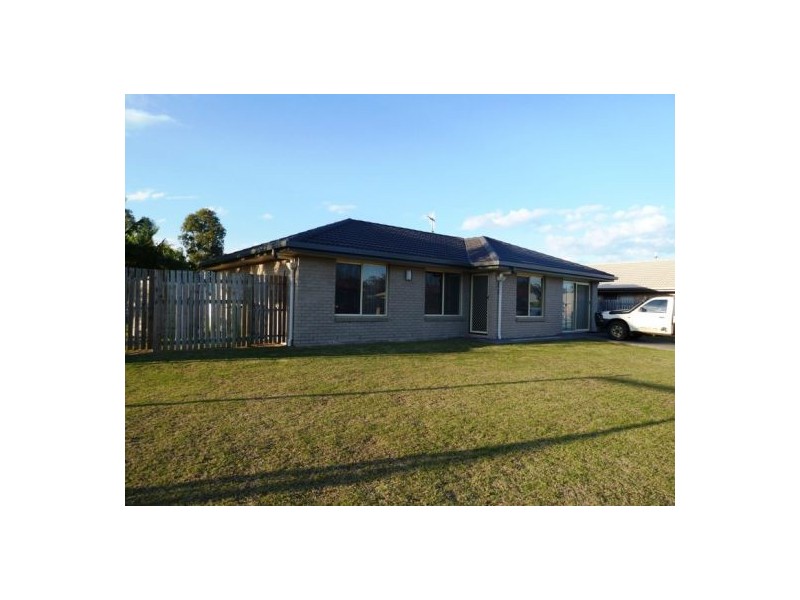 13 Sunny Way, Toogoom QLD 4655