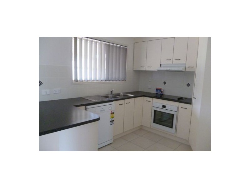 13 Sunny Way, Toogoom QLD 4655