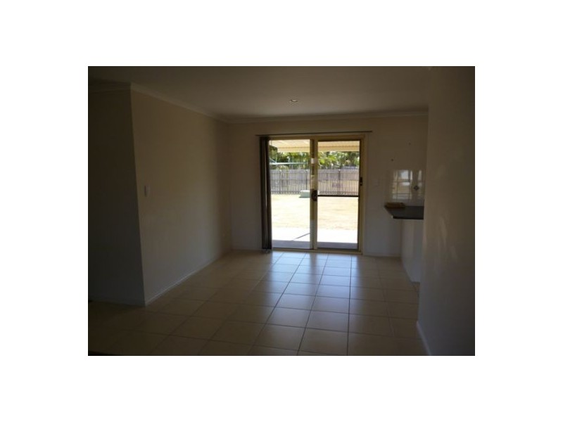 13 Sunny Way, Toogoom QLD 4655