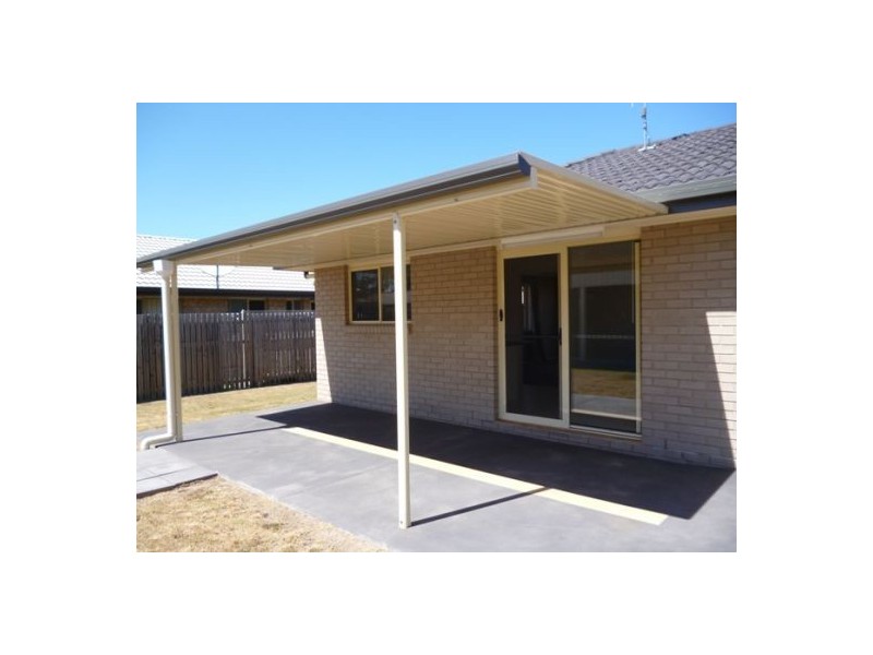 13 Sunny Way, Toogoom QLD 4655