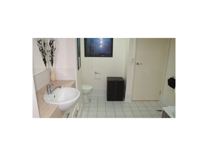 39/68 Pulgul Street, Urangan QLD 4655