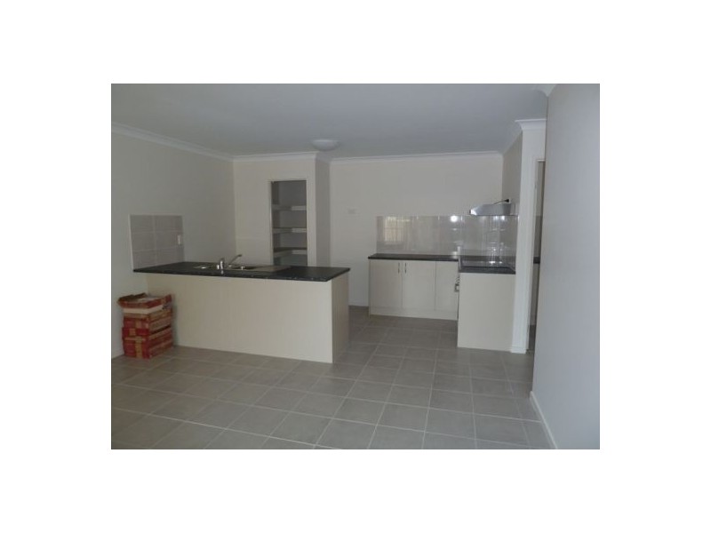 7 Bay Park Road, Wondunna QLD 4655