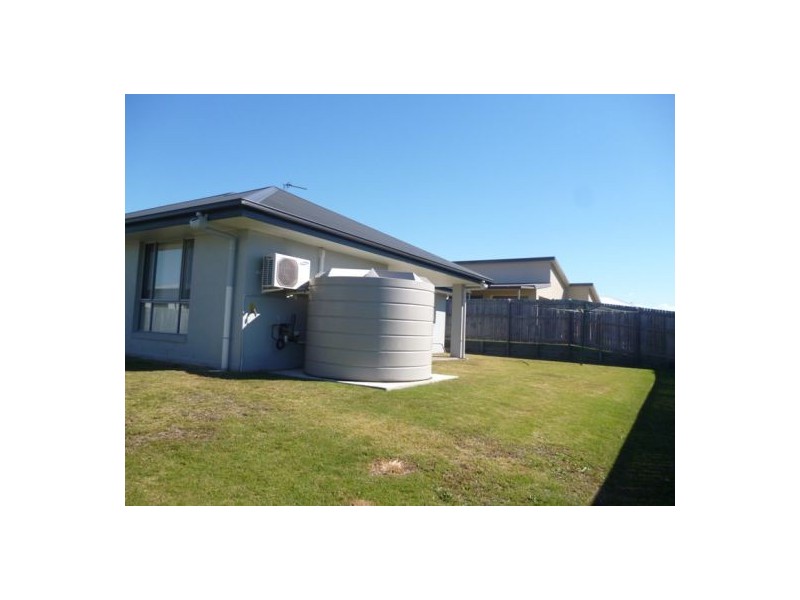 7 Bay Park Road, Wondunna QLD 4655