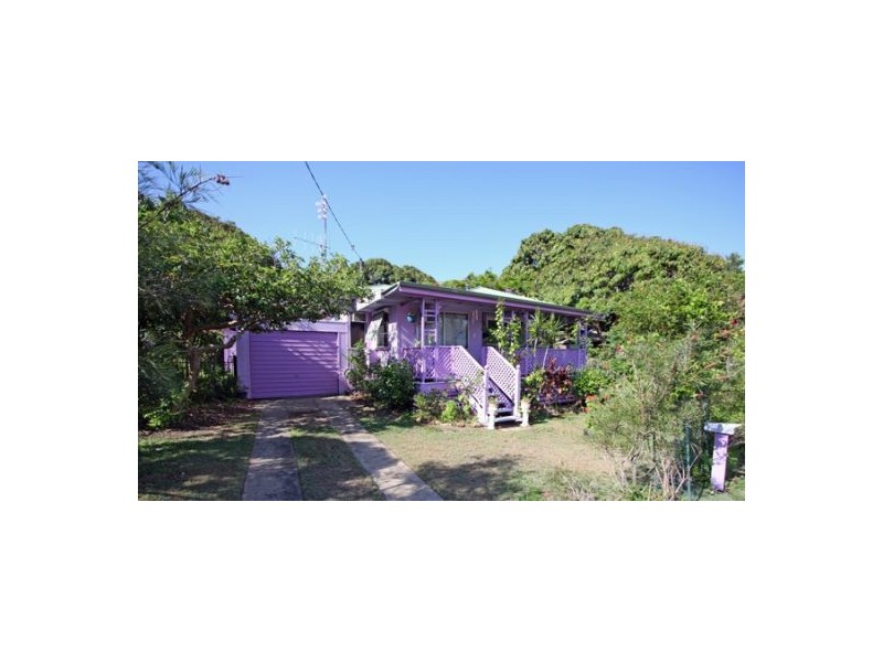 1 South Street, Urangan QLD 4655