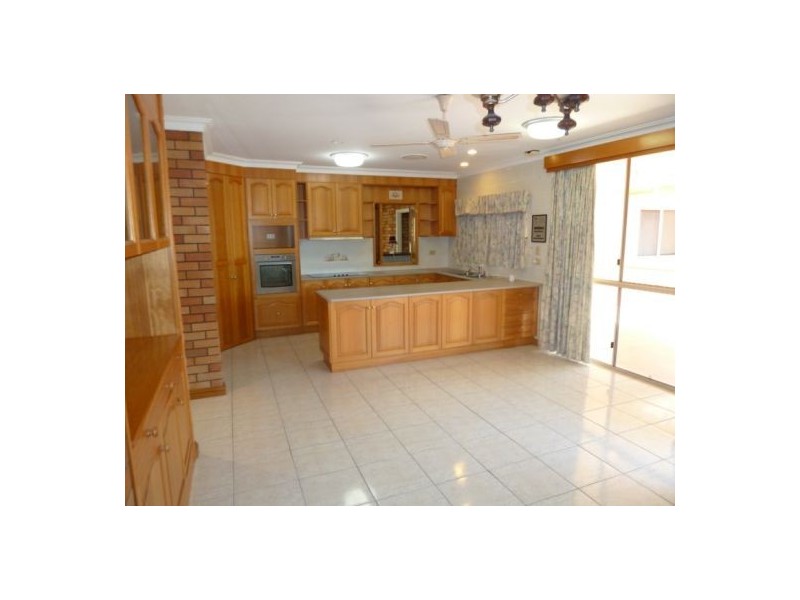 39 Royal Drive, Kawungan QLD 4655