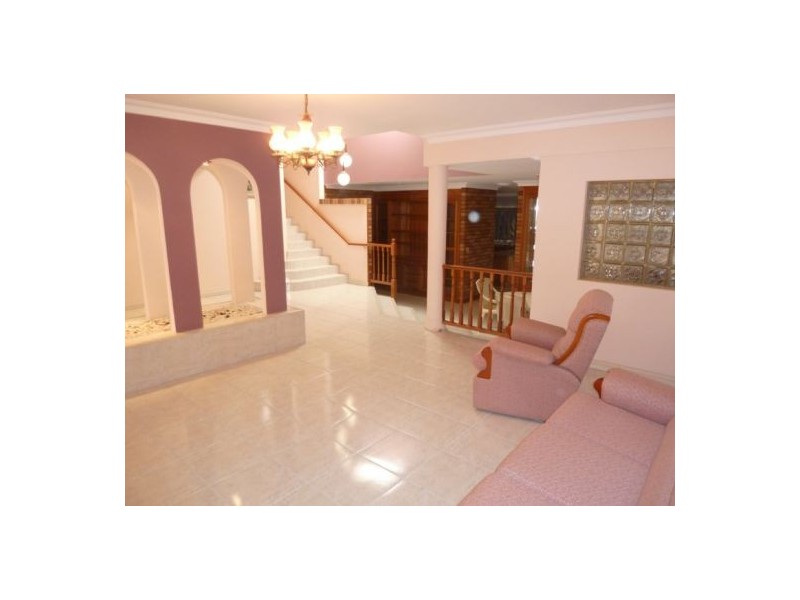 39 Royal Drive, Kawungan QLD 4655