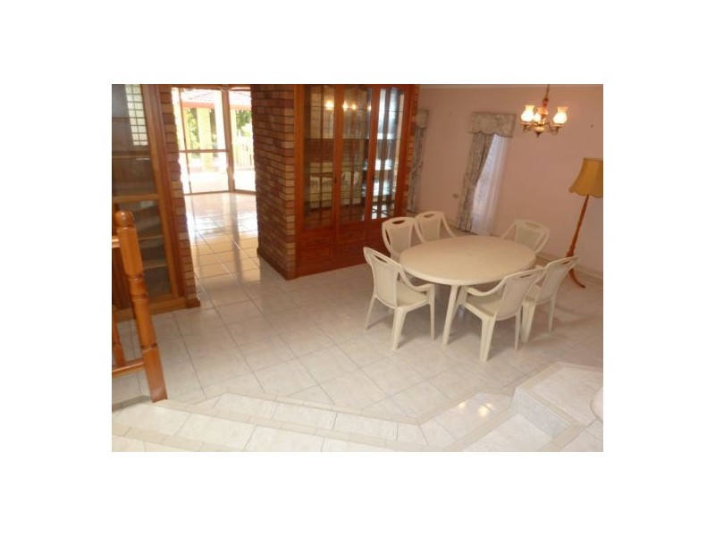39 Royal Drive, Kawungan QLD 4655