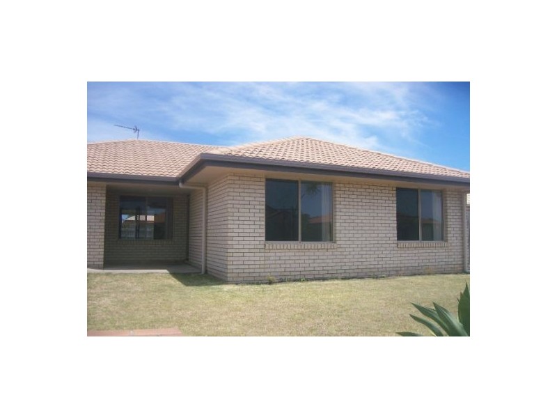 27 Joselyn Drive, Point Vernon QLD 4655