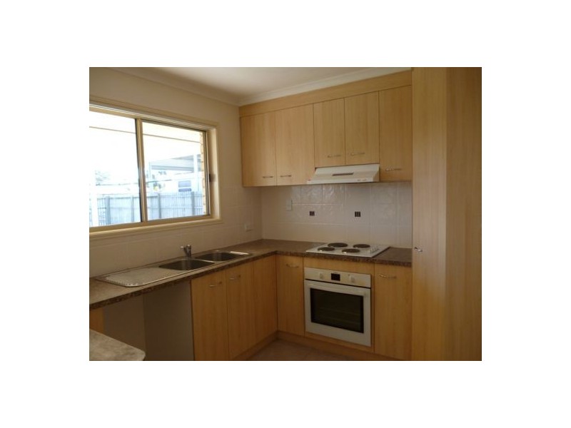 27 Joselyn Drive, Point Vernon QLD 4655