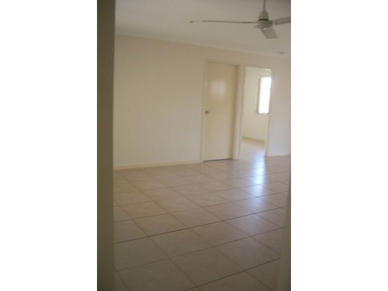 27 Joselyn Drive, Point Vernon QLD 4655