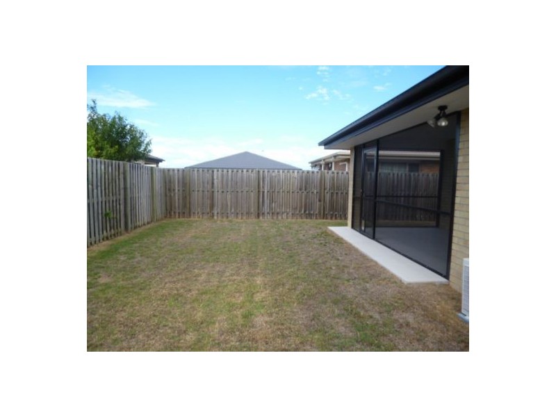 5 Burke Court, Augustus Estate, Urraween QLD 4655