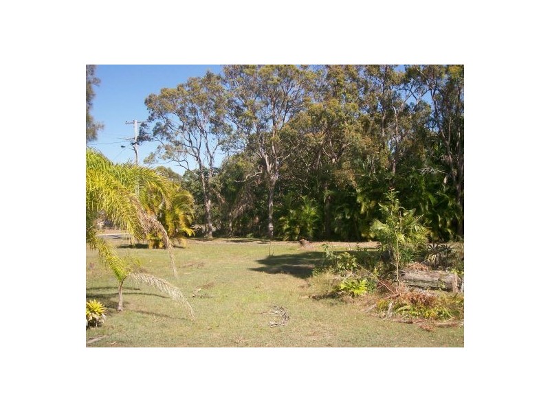 24 Verden Drive, Urangan QLD 4655