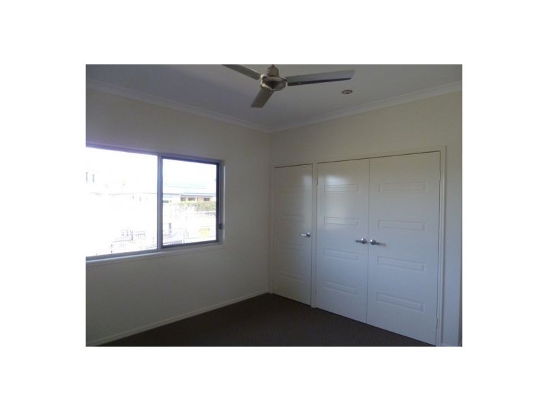 17 Pier, Urangan QLD 4655