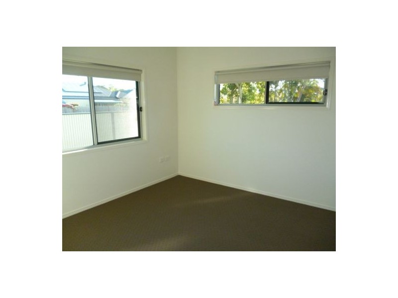 17 Pier, Urangan QLD 4655