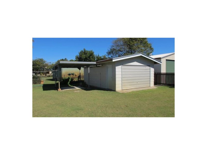 11 Eric Street, Torquay QLD 4655