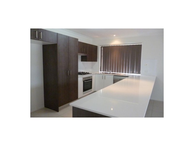 17 Mawson Court, Urraween QLD 4655