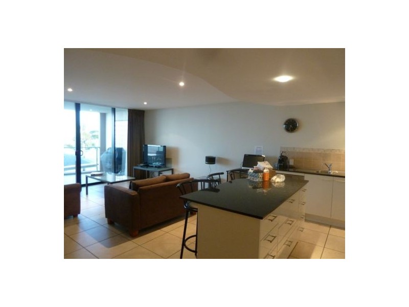 6/558 Esplanade, Urangan QLD 4655