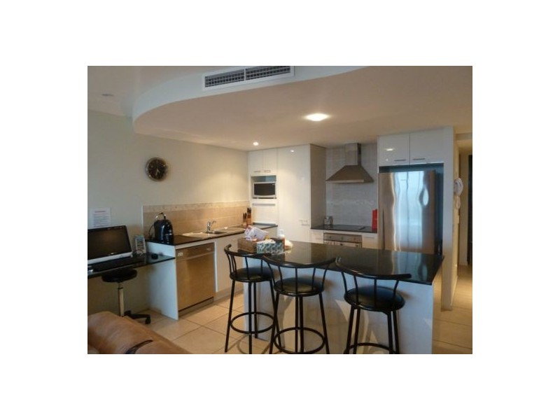6/558 Esplanade, Urangan QLD 4655
