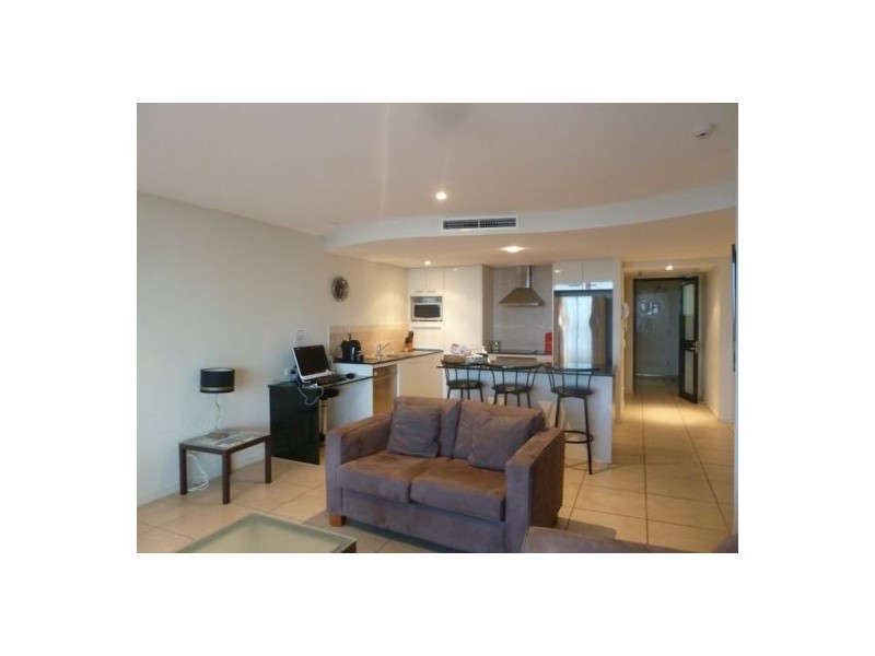 6/558 Esplanade, Urangan QLD 4655
