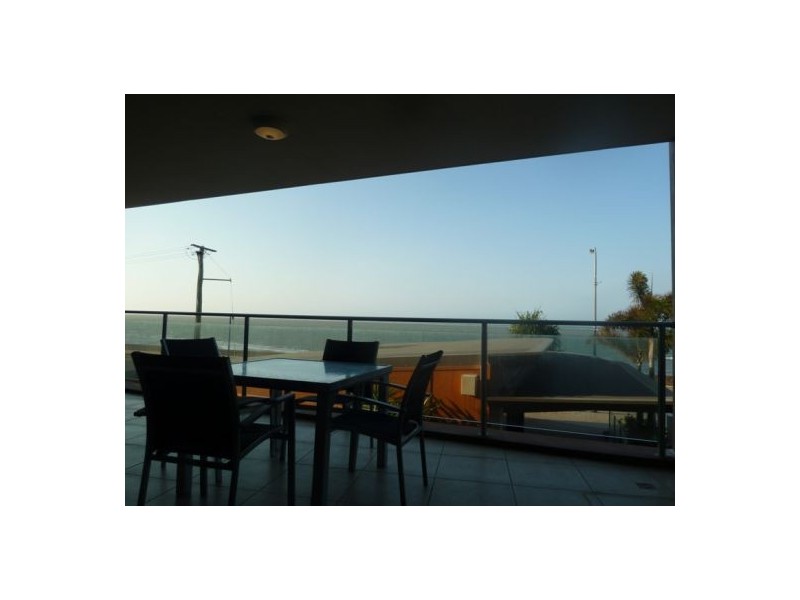 6/558 Esplanade, Urangan QLD 4655
