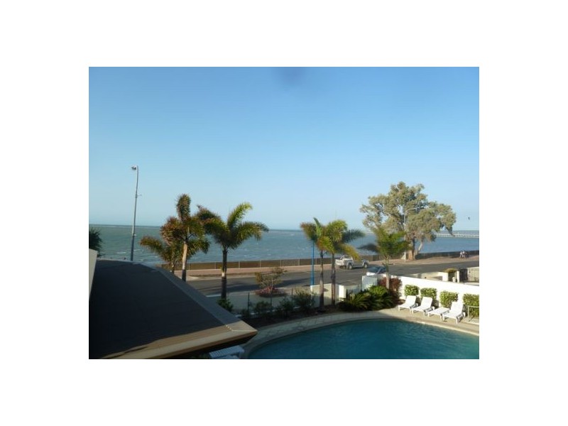 6/558 Esplanade, Urangan QLD 4655