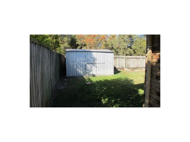 12 Bayrise Drive, Urangan QLD 4655