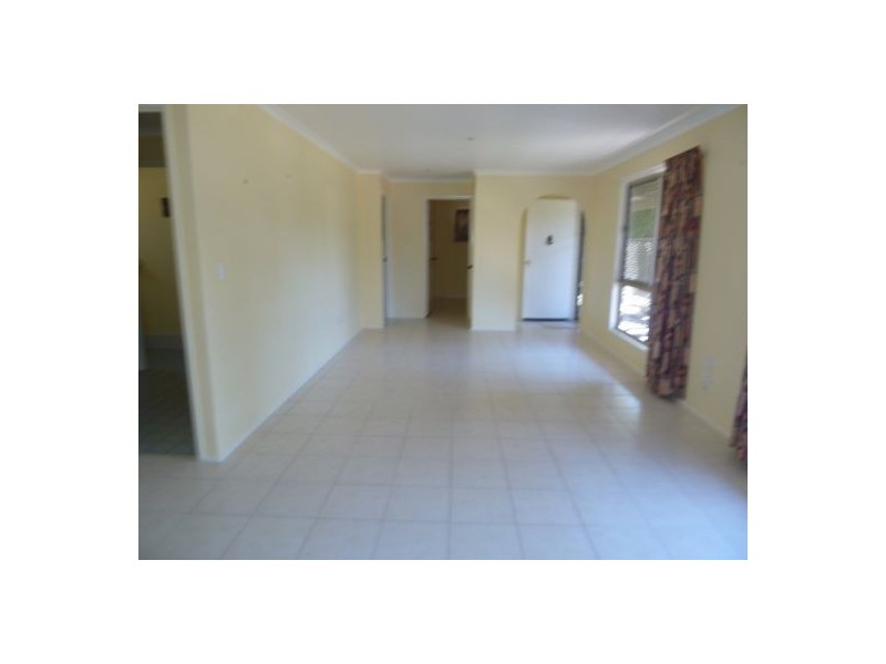 5 Delrose Court, Toogoom QLD 4655