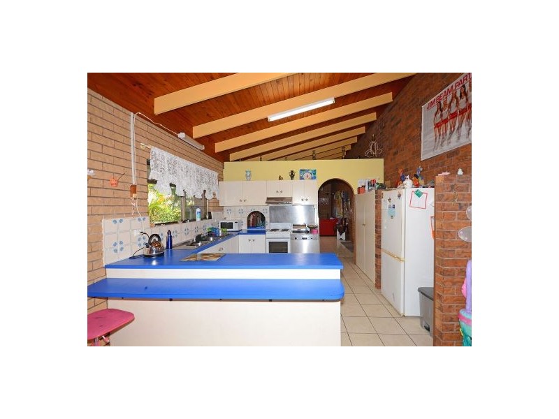 67 Murphy Street, Point Vernon QLD 4655