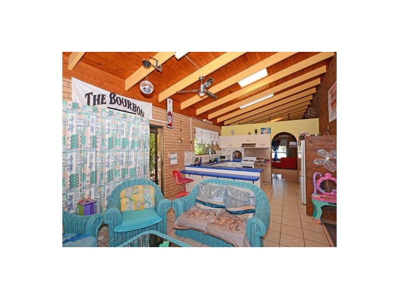 67 Murphy Street, Point Vernon QLD 4655