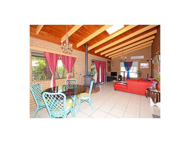 67 Murphy Street, Point Vernon QLD 4655