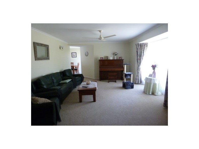 19 Rosewood Avenue, Wondunna QLD 4655