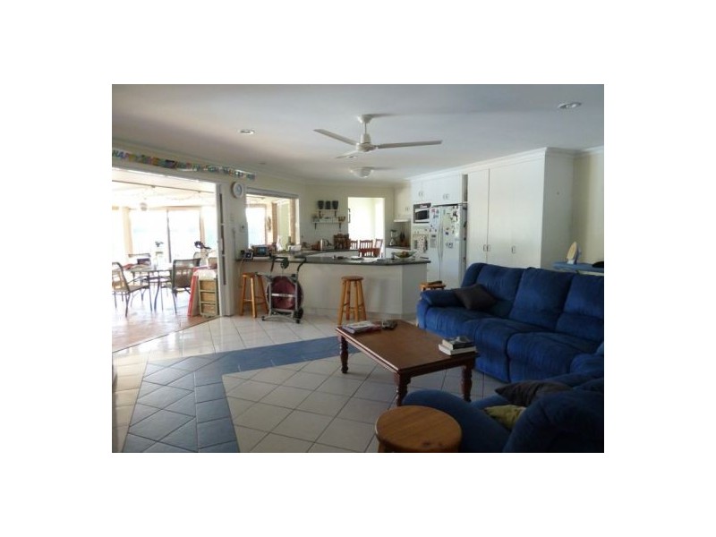 19 Rosewood Avenue, Wondunna QLD 4655